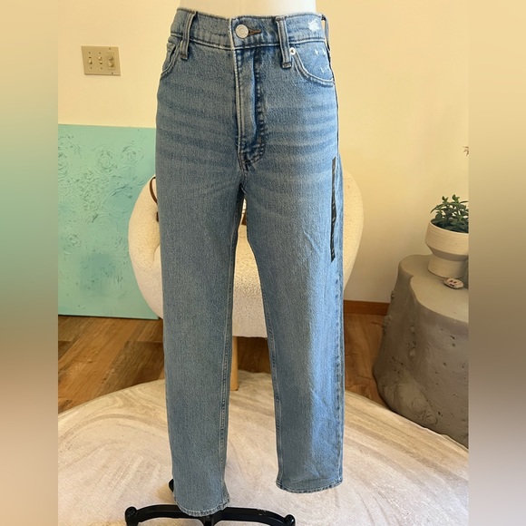 Straight fit high rise jeans - Picture 2 of 7